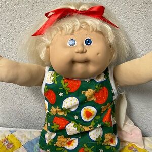 Vintage Cabbage Patch Kid Girl Blonde Cornsilk Hair Blue Eyes Head Mold #8 1986